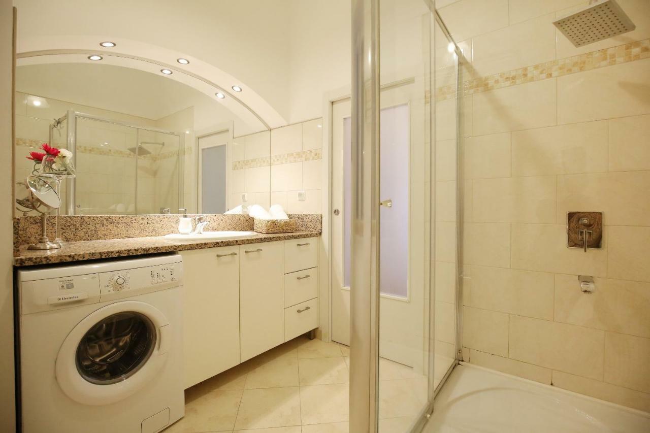 Seafront Beach Apartment - Directly At The Beach Zadar Buitenkant foto