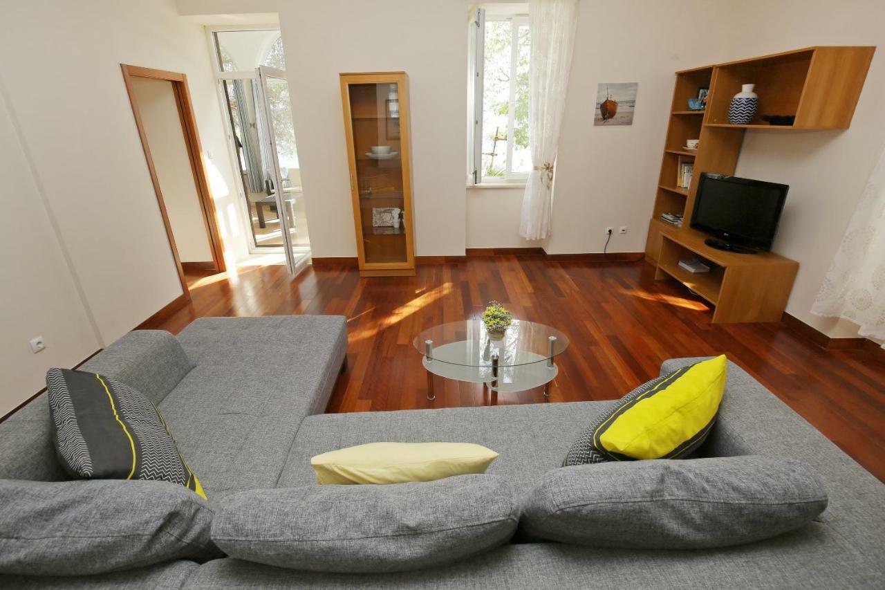 Seafront Beach Apartment - Directly At The Beach Zadar Buitenkant foto