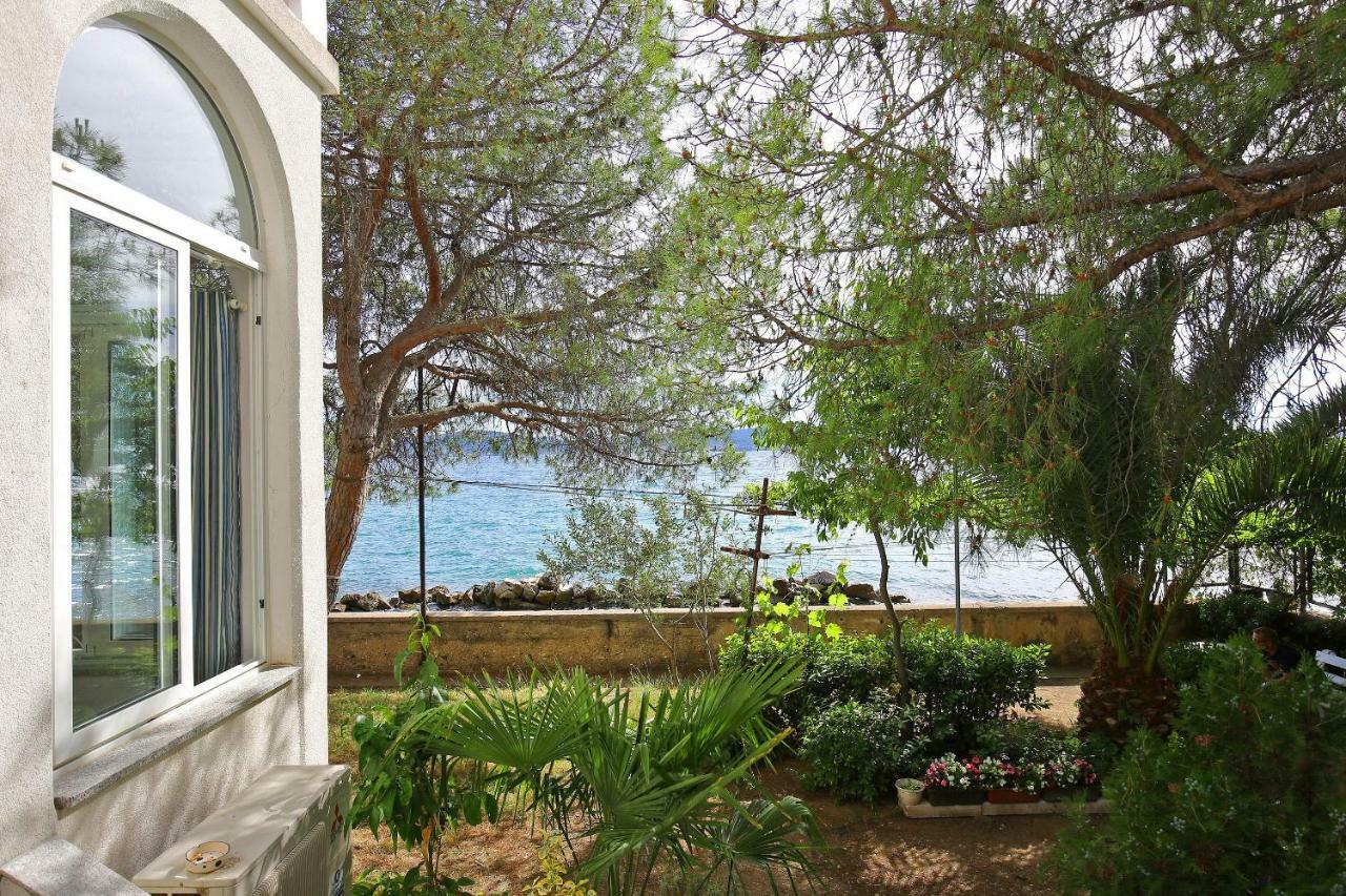 Seafront Beach Apartment - Directly At The Beach Zadar Buitenkant foto