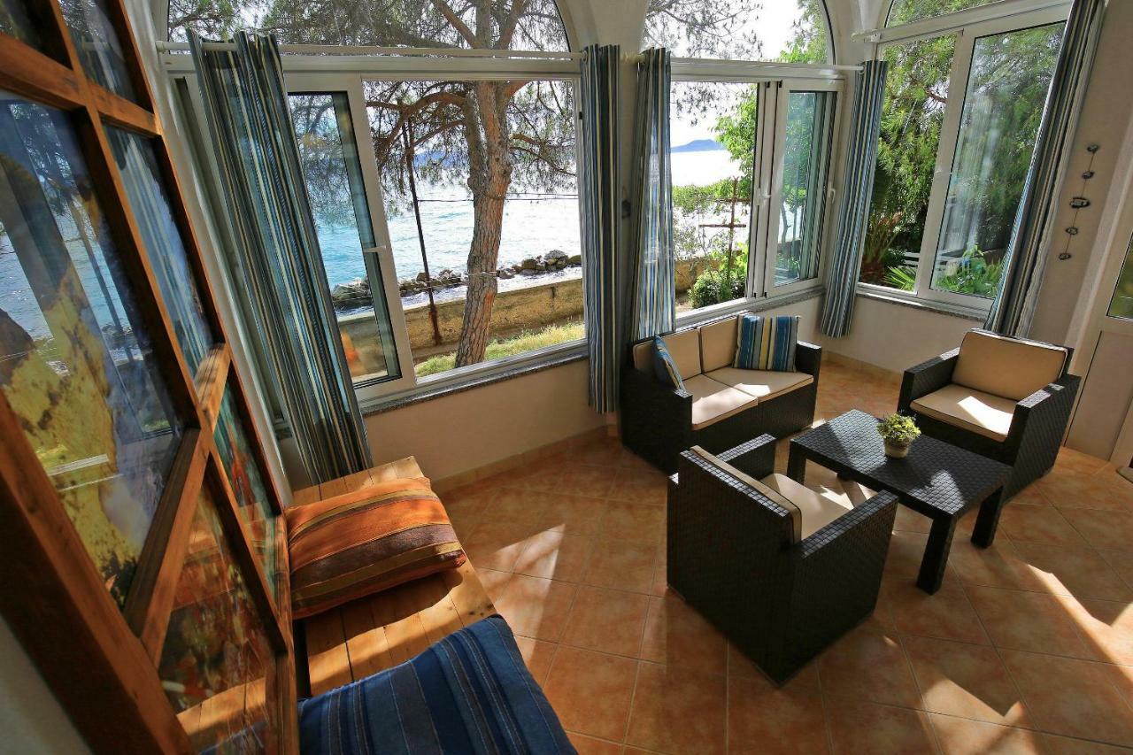 Seafront Beach Apartment - Directly At The Beach Zadar Buitenkant foto