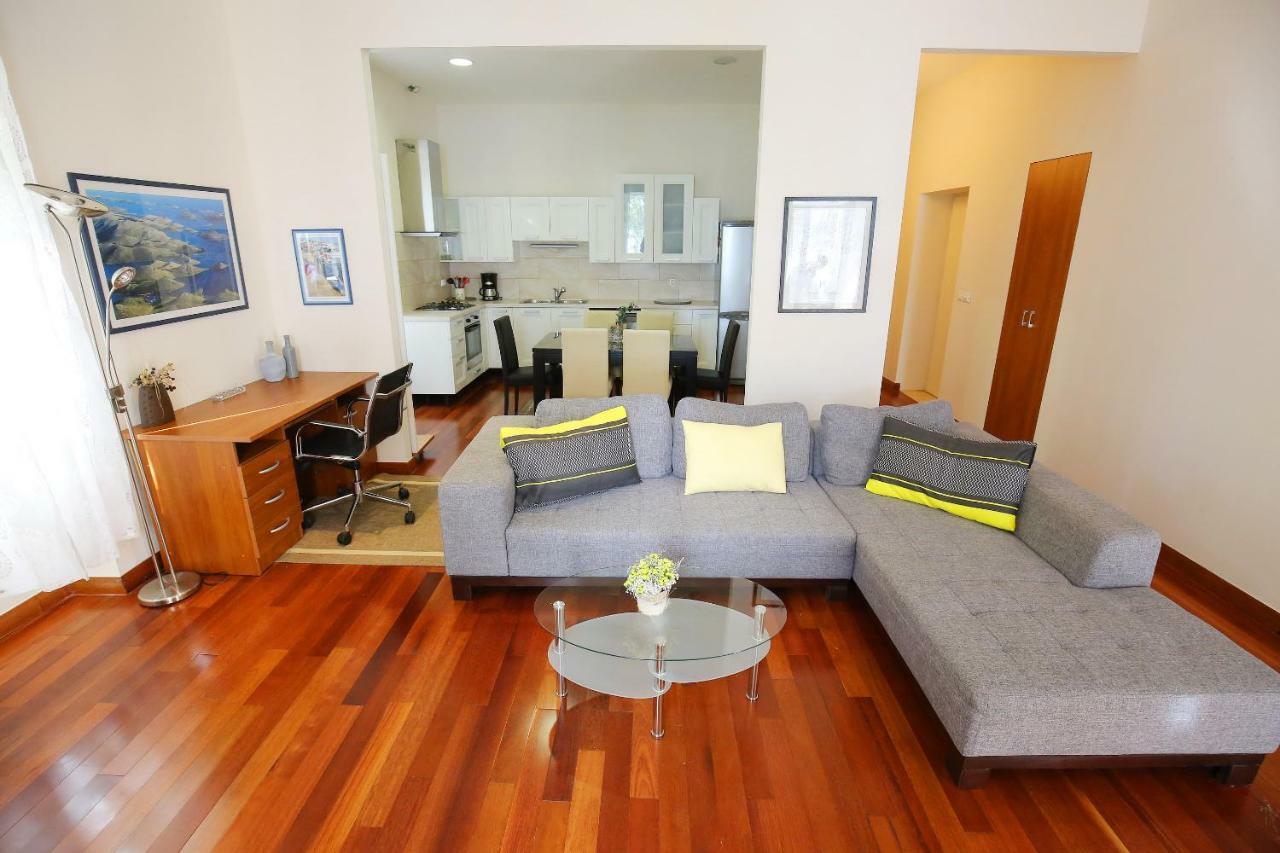 Seafront Beach Apartment - Directly At The Beach Zadar Buitenkant foto